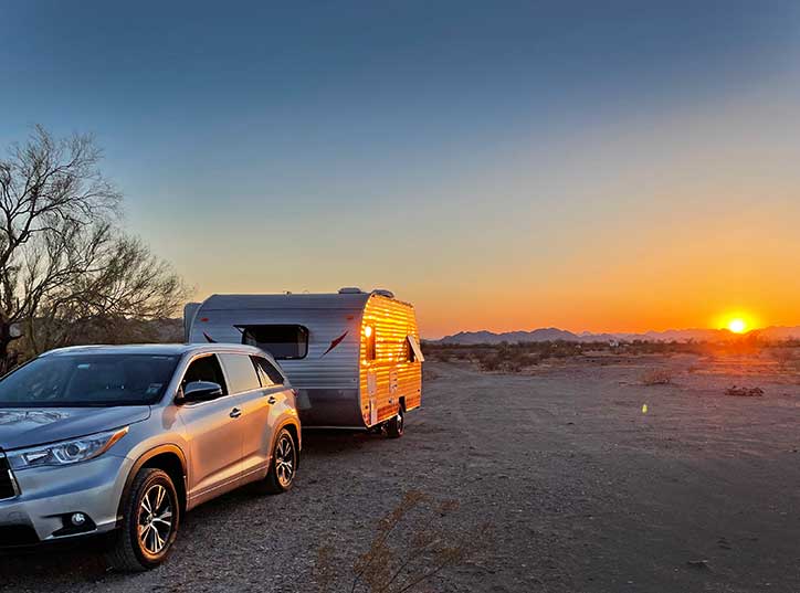 Quartzsite freedom camping at sunset